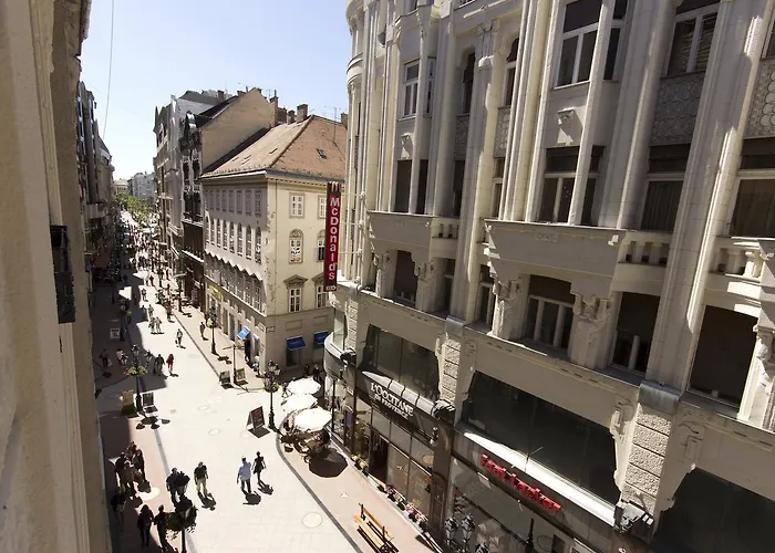 Vaci 12 * Budapest