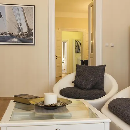 Vaci 12 Appartamento *